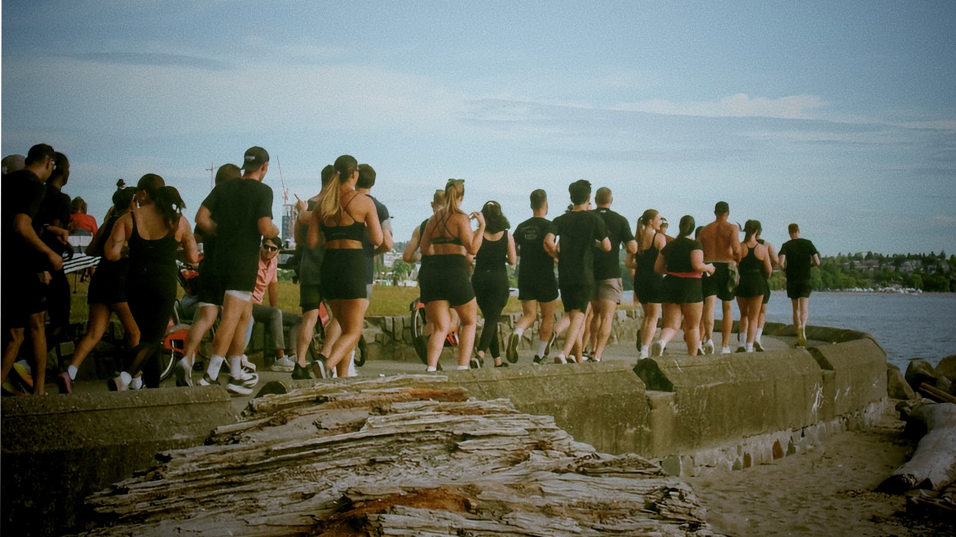 Mondays Run Club crew picture
